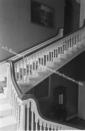 BEAULIEU   STAIRCASE